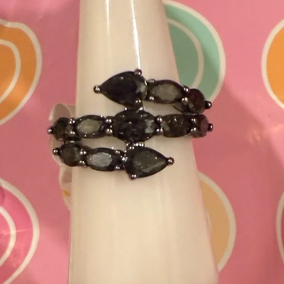 Bomb Party Raise A Toast Size 7 - Picture 1 of 3